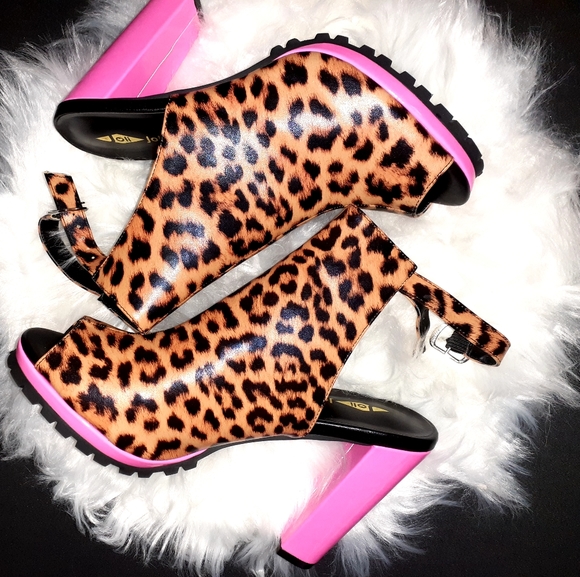 COPY - Womens peep toe open shoes - Picture 1 of 3